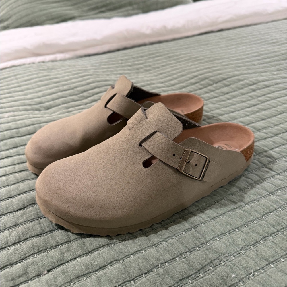 Women’s Vegan Boston Clogs